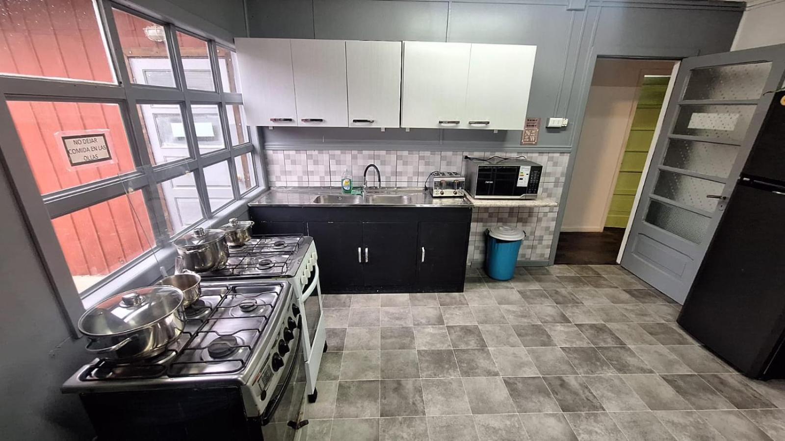 بويرتو ناتالز Hostel Kuntur المظهر الخارجي الصورة