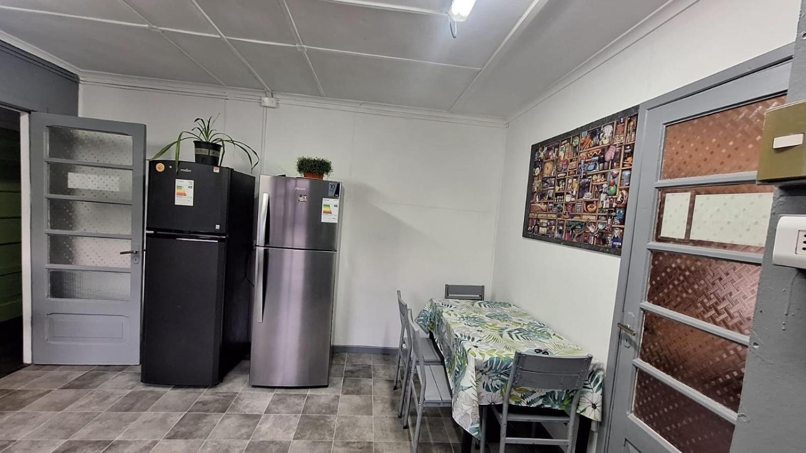 بويرتو ناتالز Hostel Kuntur المظهر الخارجي الصورة