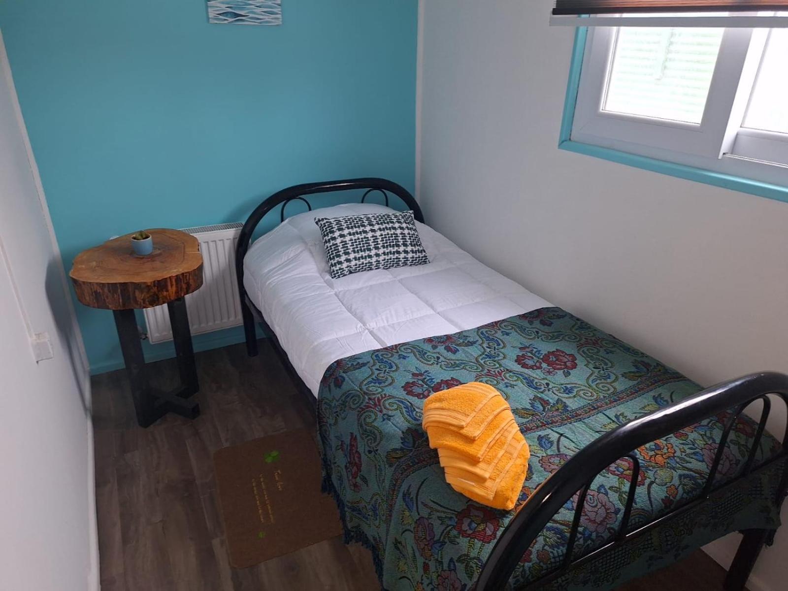 بويرتو ناتالز Hostel Kuntur المظهر الخارجي الصورة