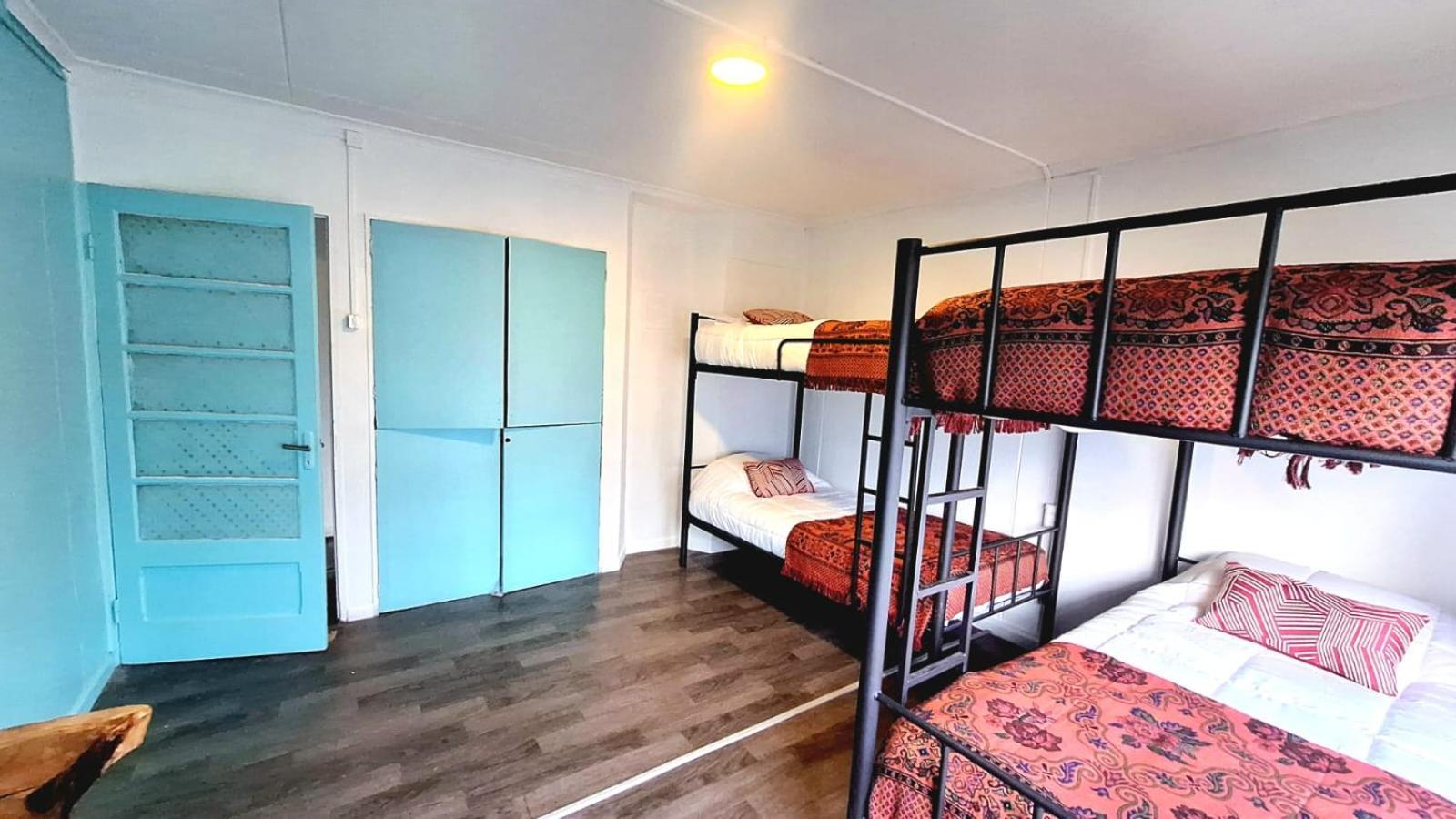 بويرتو ناتالز Hostel Kuntur المظهر الخارجي الصورة